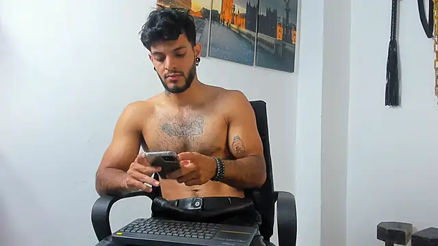 JuanBlade online show from November 30, 2025, 4:00 pm