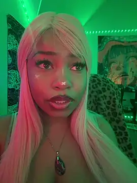 Snapshot of lovekaylaa chatting on November 30, 2025, 11:47 am lovekaylaa online show from November 30, 2025, 11:47 am