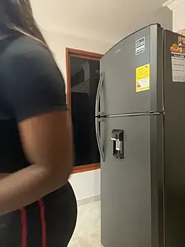 kellya  online show from January 19, 2025, 8:30 pm