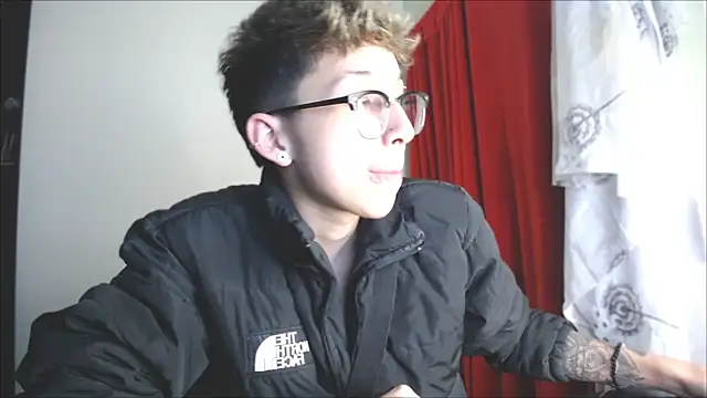  Thomas hot  online show from January 15, 2025, 12:04 pm