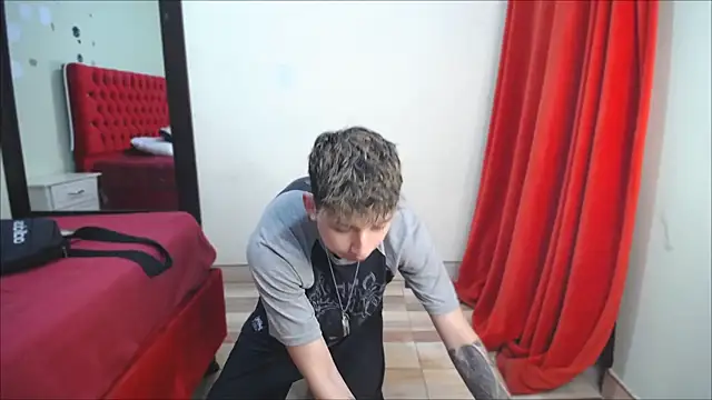  Thomas hot  online show from January 26, 2025, 2:08 pm