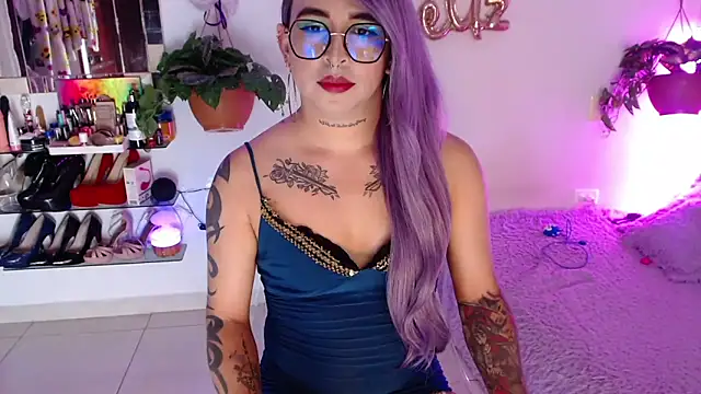 Laveneno ortiz07 online show from November 7, 2025, 11:27 pm