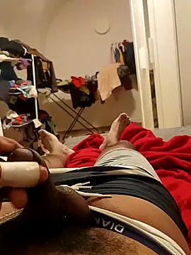 maleesa online show from November 14, 2025, 7:01 pm