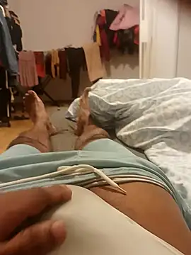 maleesa online show from November 19, 2025, 7:14 pm