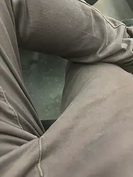 maleesa online show from March 25, 2026, 9:32 pm