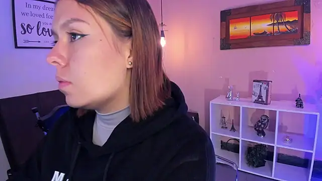 ArianaBaker online show from March 6, 2025, 1:35 pm