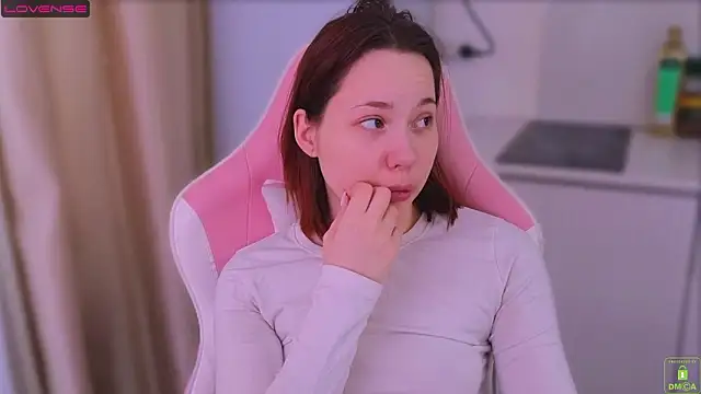 Airyhill online show from March 4, 2026, 1:39 pm