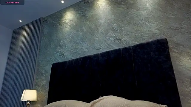 lola  sweetx online show from March 10, 2026, 11:26 am