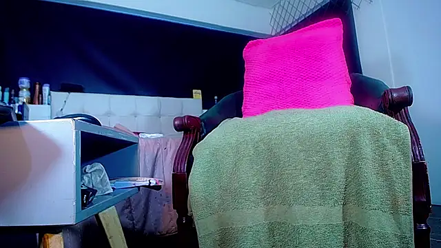 bellatrixx 69 online show from November 29, 2025, 11:13 am