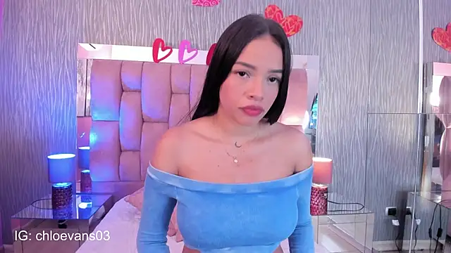 Chloe evans   online show from September 25, 2025, 11:36 am