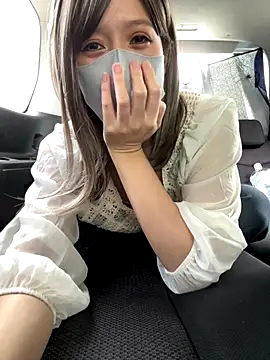 yooooo-chandesu online show from October 10, 2025, 1:26 am