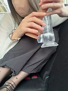 yooooo-chandesu online show from March 28, 2026, 2:55 am