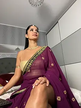  adelle online show from October 4, 2025, 11:30 am