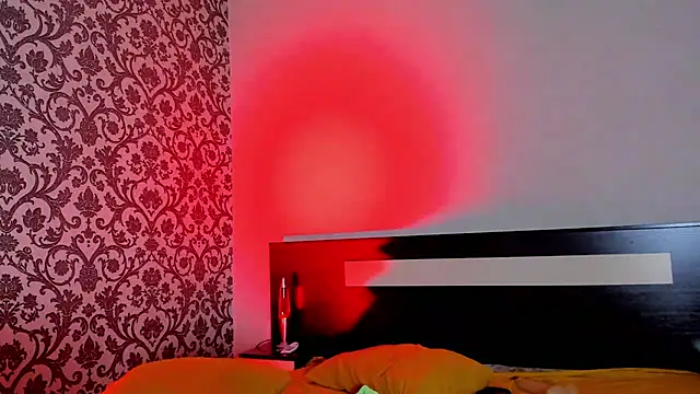 Snapshot of acidlampa420 chatting on December 10, 2024, 10:28 am acidlampa420 online show from December 10, 2024, 10:28 am