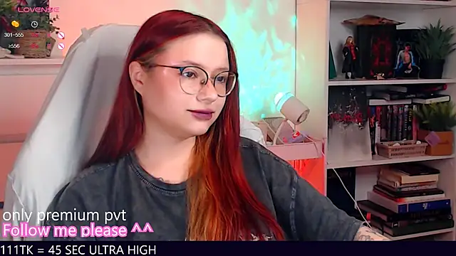 me  hanna online show from November 18, 2025, 10:25 pm