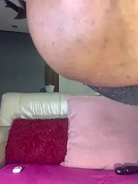 VeryGoodBadGirl1 online show from June 21, 2026, 5:59 pm
