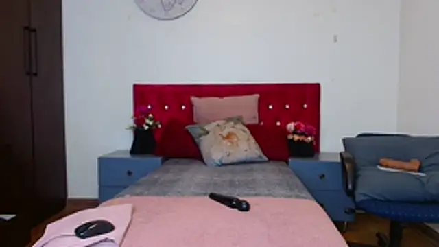 VeryGoodBadGirl1 online show from July 14, 2026, 9:31 pm