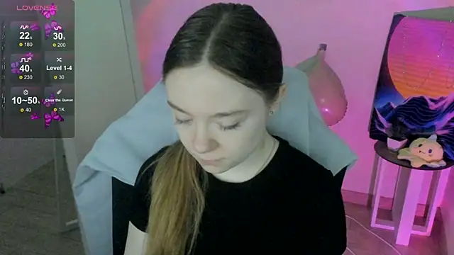 Snapshot of Florence_meow chatting on February 28, 2025, 7:48 am Florence meow online show from February 28, 2025, 7:48 am