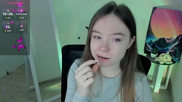 Snapshot of Florence_meow chatting on March 3, 2025, 7:32 am Florence meow online show from March 3, 2025, 7:32 am