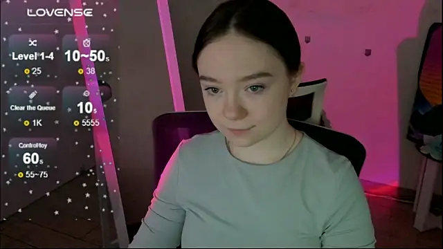 Florence meow online show from December 19, 2025, 7:37 am