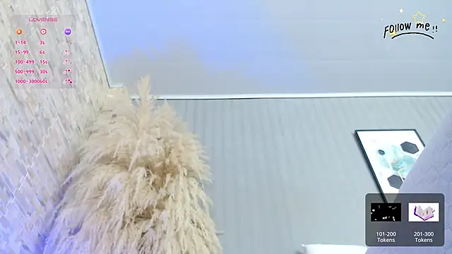 Lena helleen online show from February 16, 2025, 3:16 pm