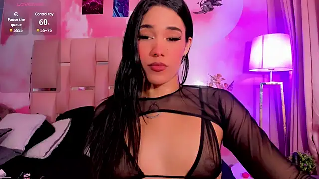Snapshot of Alexandracamx chatting on January 10, 2025, 10:57 pm Alexandracamx online show from January 10, 2025, 10:57 pm