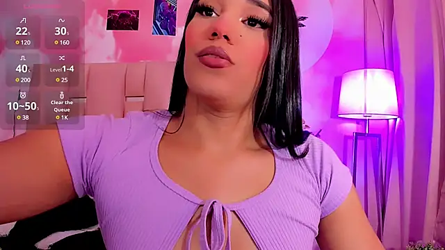Snapshot of Alexandracamx chatting on March 21, 2025, 11:23 pm Alexandracamx online show from March 21, 2025, 11:23 pm