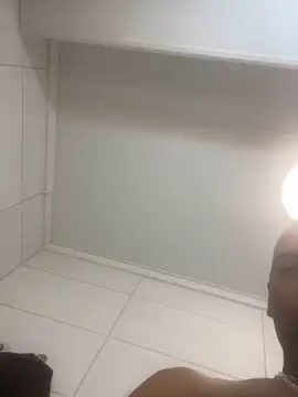 Elrubiolargo online show from February 4, 2025, 5:55 pm