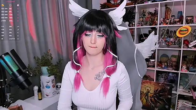 ohclementine online show from February 18, 2026, 2:46 pm