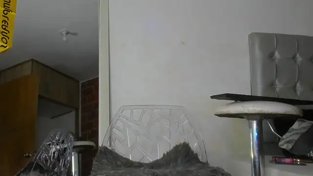 Snapshot of Kendall_Hotsexy_x chatting on February 4, 2026, 2:17 am Kendall Hotsexy x online show from February 4, 2026, 2:17 am