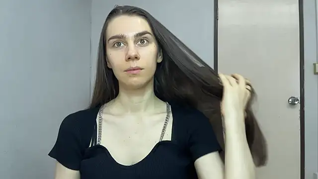 SassyJessi online show from April 12, 2026, 4:17 am