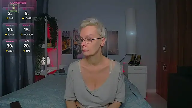 HelgaHimmell online show from December 4, 2024, 4:05 pm