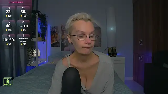 HelgaHimmell online show from December 14, 2024, 5:14 pm