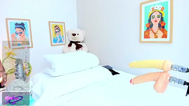 jasminnee  online show from February 10, 2026, 1:59 pm