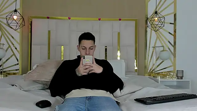 thiago19s online show from December 2, 2025, 7:09 pm