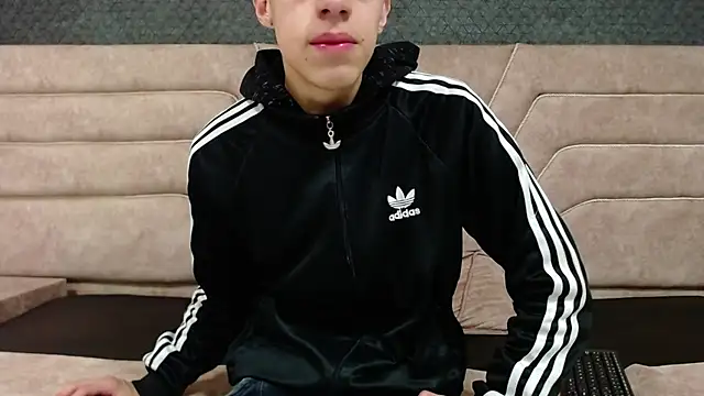 thiago19s online show from June 5, 2026, 12:22 pm