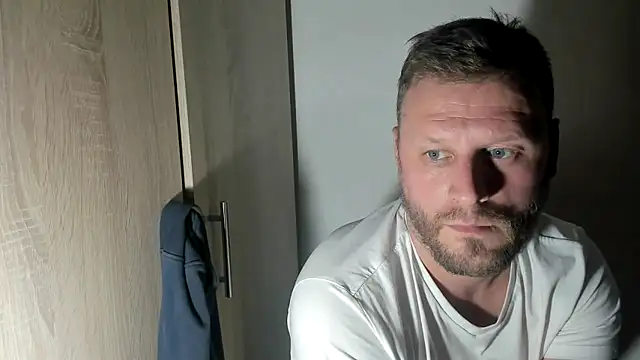 ANGELALEXYNO2024 online show from February 20, 2025, 10:15 pm