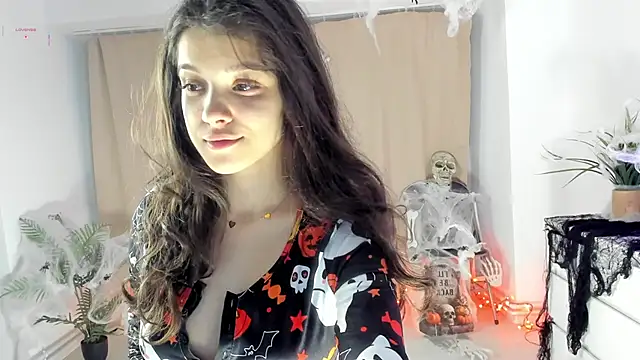 BabyAylin online show from October 28, 2025, 5:22 am