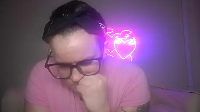 Snapshot of quinnmariexo chatting on February 11, 2026, 6:35 pm quinnmariexo online show from February 11, 2026, 6:35 pm