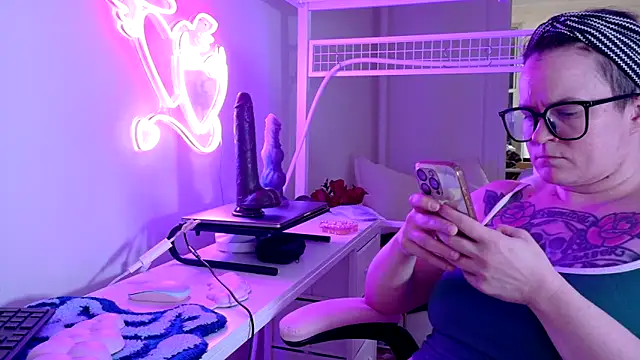 Snapshot of quinnmariexo chatting on February 19, 2026, 11:12 pm quinnmariexo online show from February 19, 2026, 11:12 pm