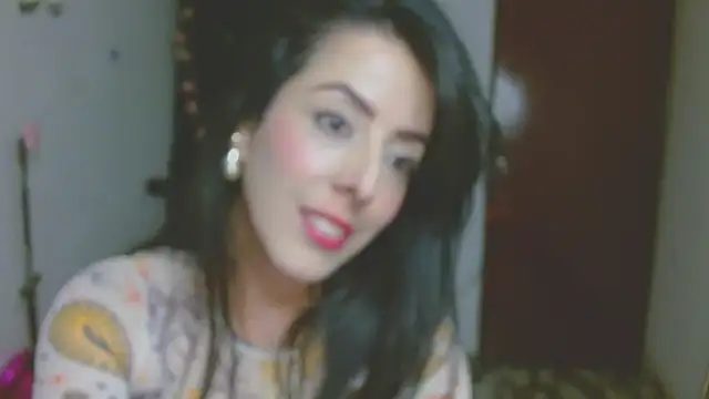 Snapshot of ella_peck chatting on February 1, 2026, 4:33 am ella peck online show from February 1, 2026, 4:33 am