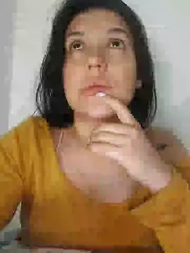 Snapshot of Sophie-hatter chatting on January 4, 2025, 9:10 am Sophie-hatter online show from January 4, 2025, 9:10 am