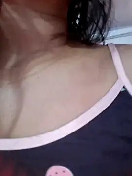 Snapshot of Sophie-hatter chatting on April 29, 2026, 7:31 pm Sophie-hatter online show from April 29, 2026, 7:31 pm