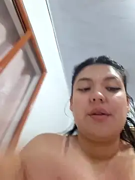 Snapshot of Sophie-hatter chatting on May 24, 2026, 1:32 am Sophie-hatter online show from May 24, 2026, 1:32 am