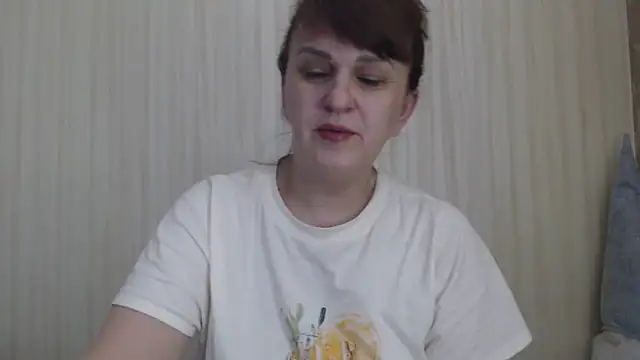 EverlastBlum online show from May 18, 2026, 4:40 am