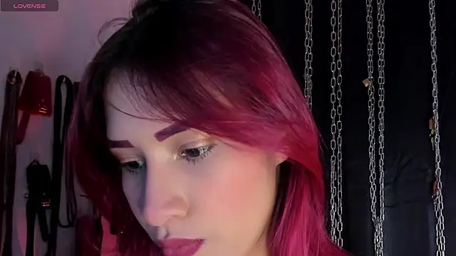 charrlotte quinn online show from May 28, 2026, 12:35 pm