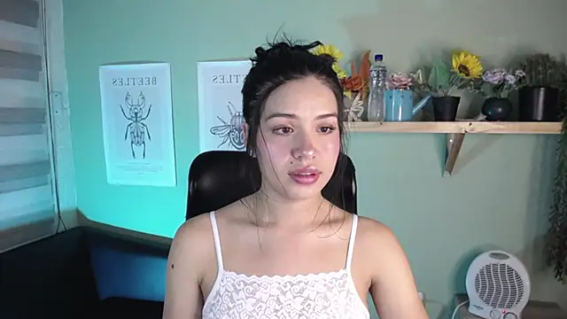 MiaaRose online show from November 14, 2025, 4:38 pm