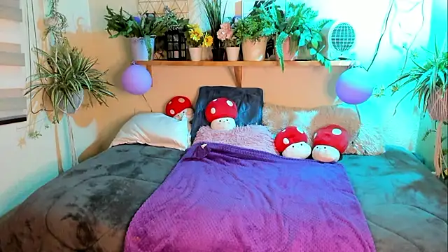 MiaaRose online show from March 10, 2026, 8:14 pm