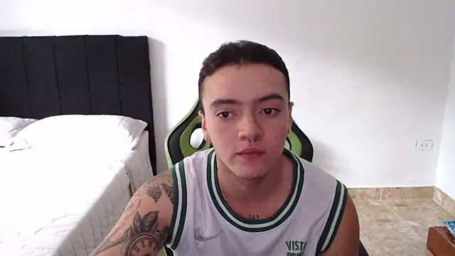 male pussy online show from February 22, 2026, 8:07 pm