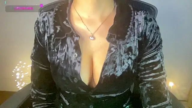 Tashaa online show from February 27, 2025, 5:26 pm